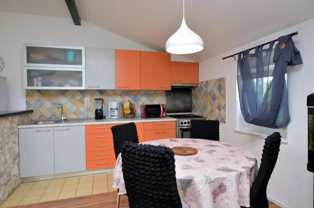 Apartment Emilija Fažana